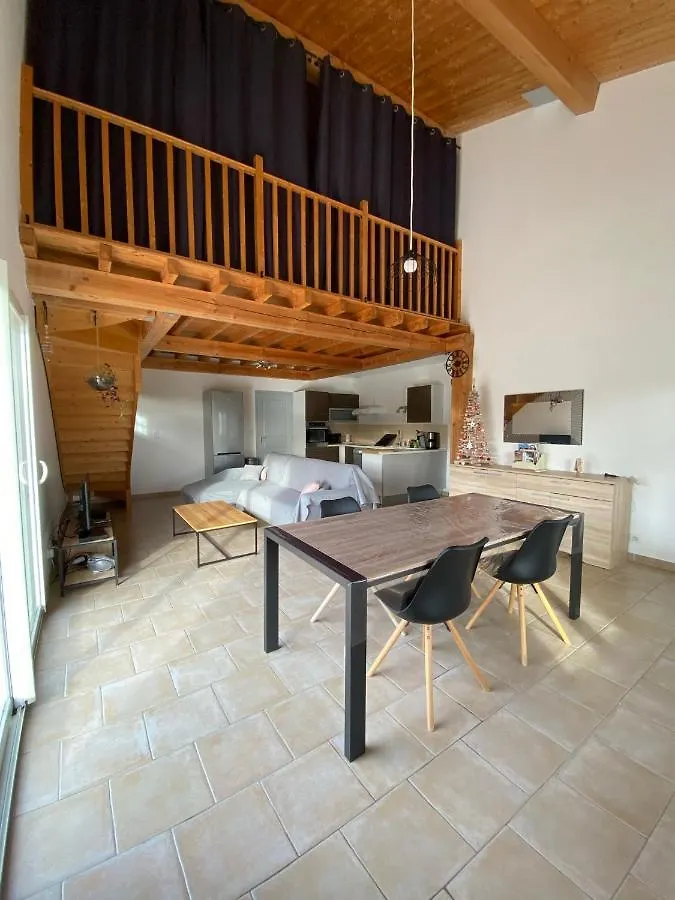 La Grand Vigne - Maison Avec Piscine Privee Saint-Genest-de-Bauzon 0*,  France